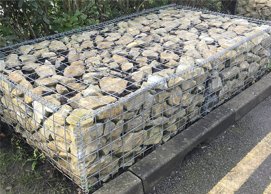Diy 2x1x1mの溶接された網のGabionsの擁壁のバスケットの装飾的なおり