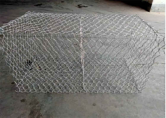 4m x 2m x 0.3m Gabionの石のおりの熱い浸された電流を通された鉄の鋼鉄