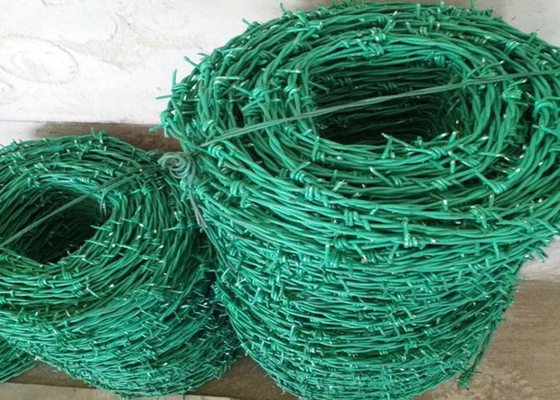 13x13 50kgのプラスチック上塗を施してある有刺鉄線7.5cm農場および都市